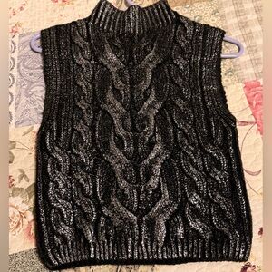 Black and Gray Cable Knit Scarf